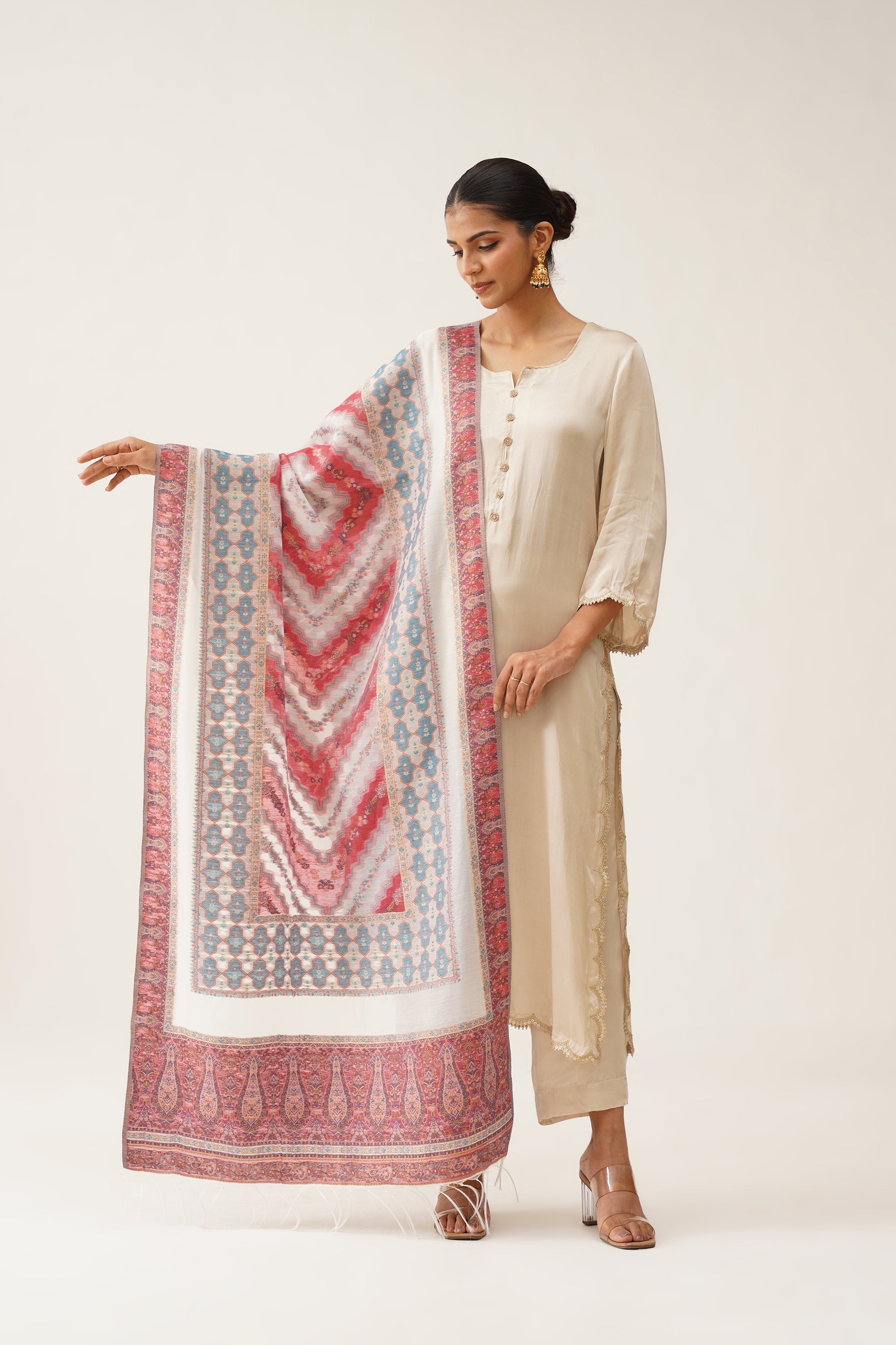 Mallika Kaani Dupatta With Tassels