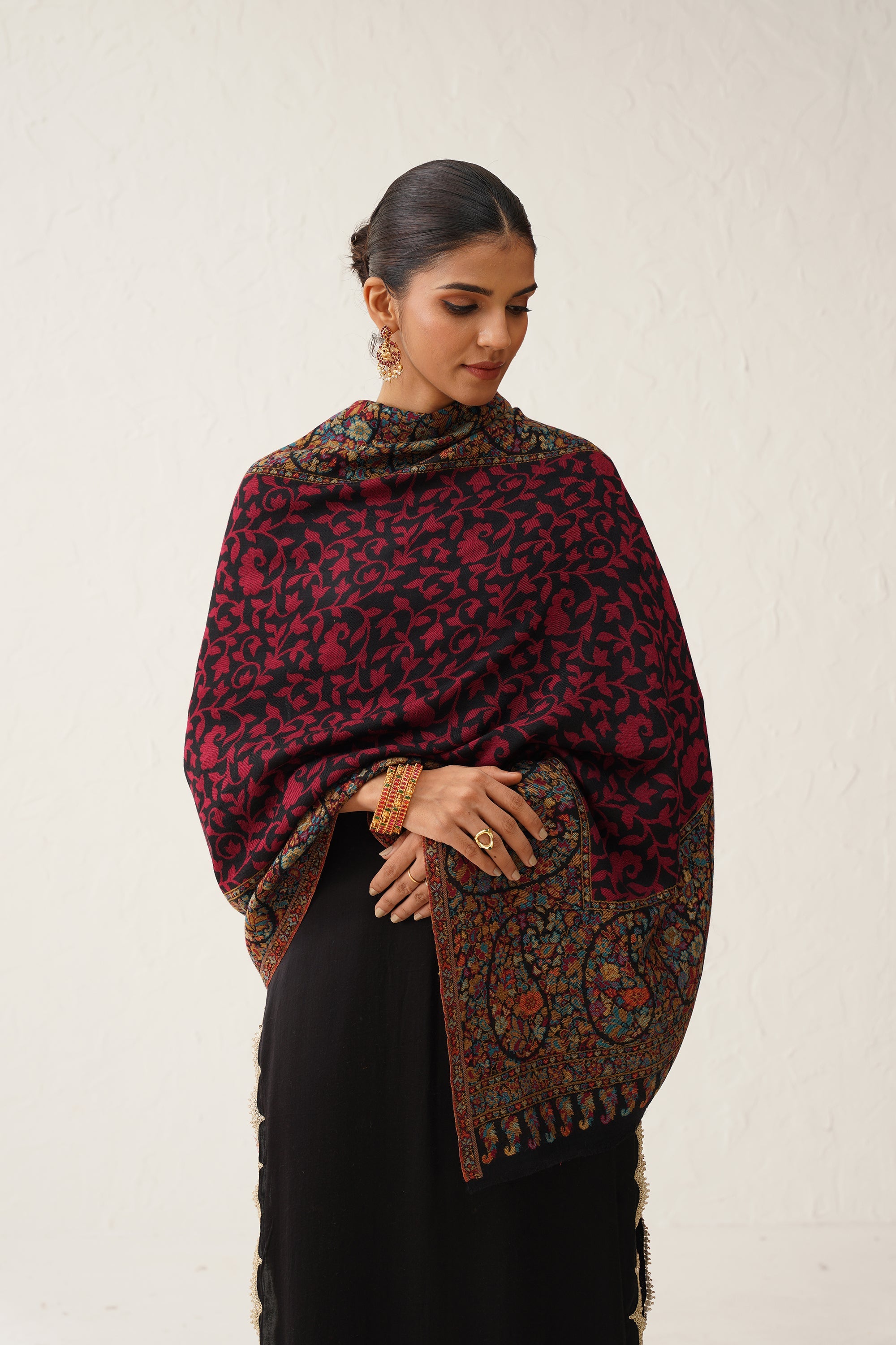 Fariza Kaani Woollen Shawl