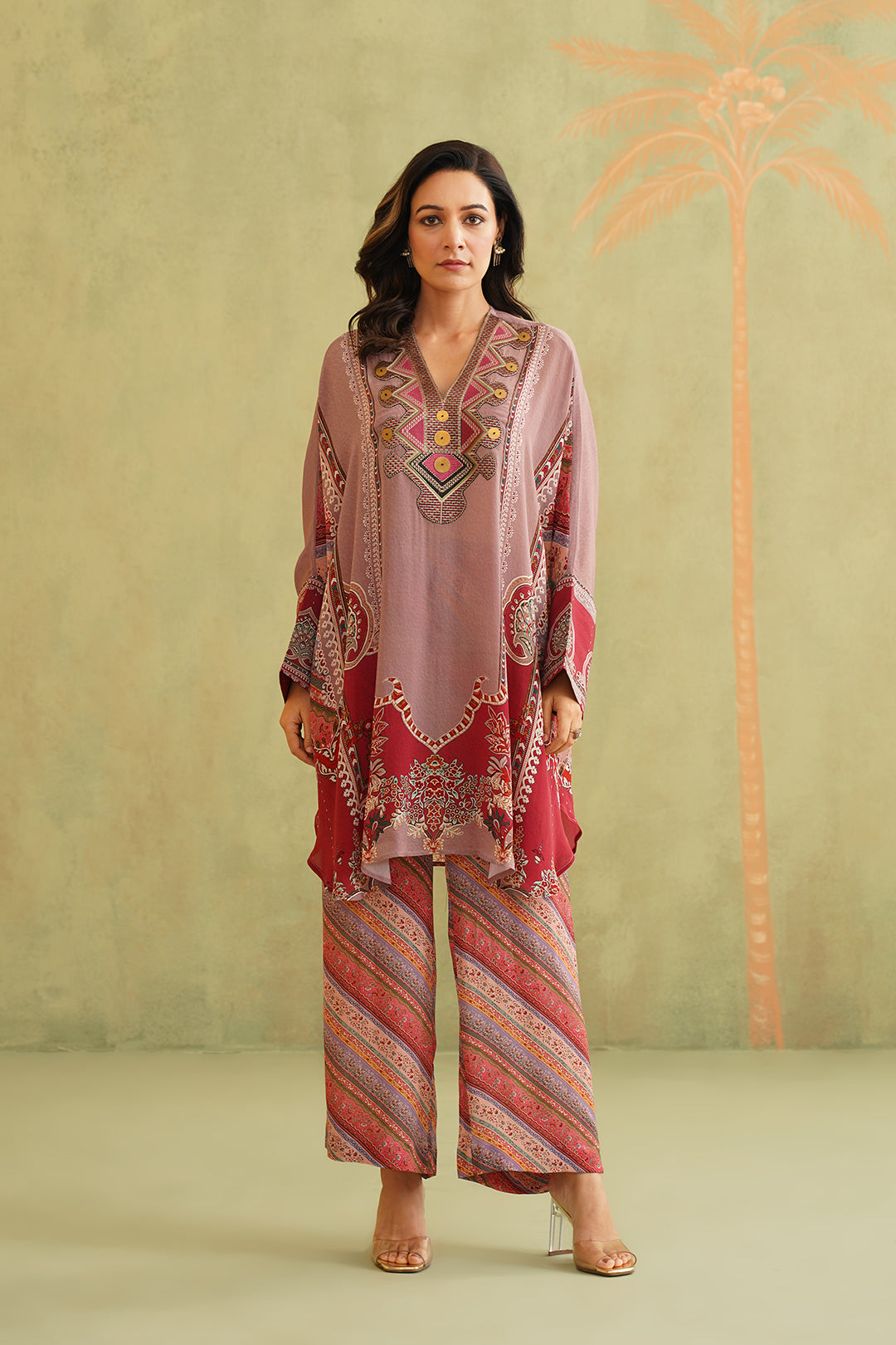 Aariz Embroidered Neck Matching Set