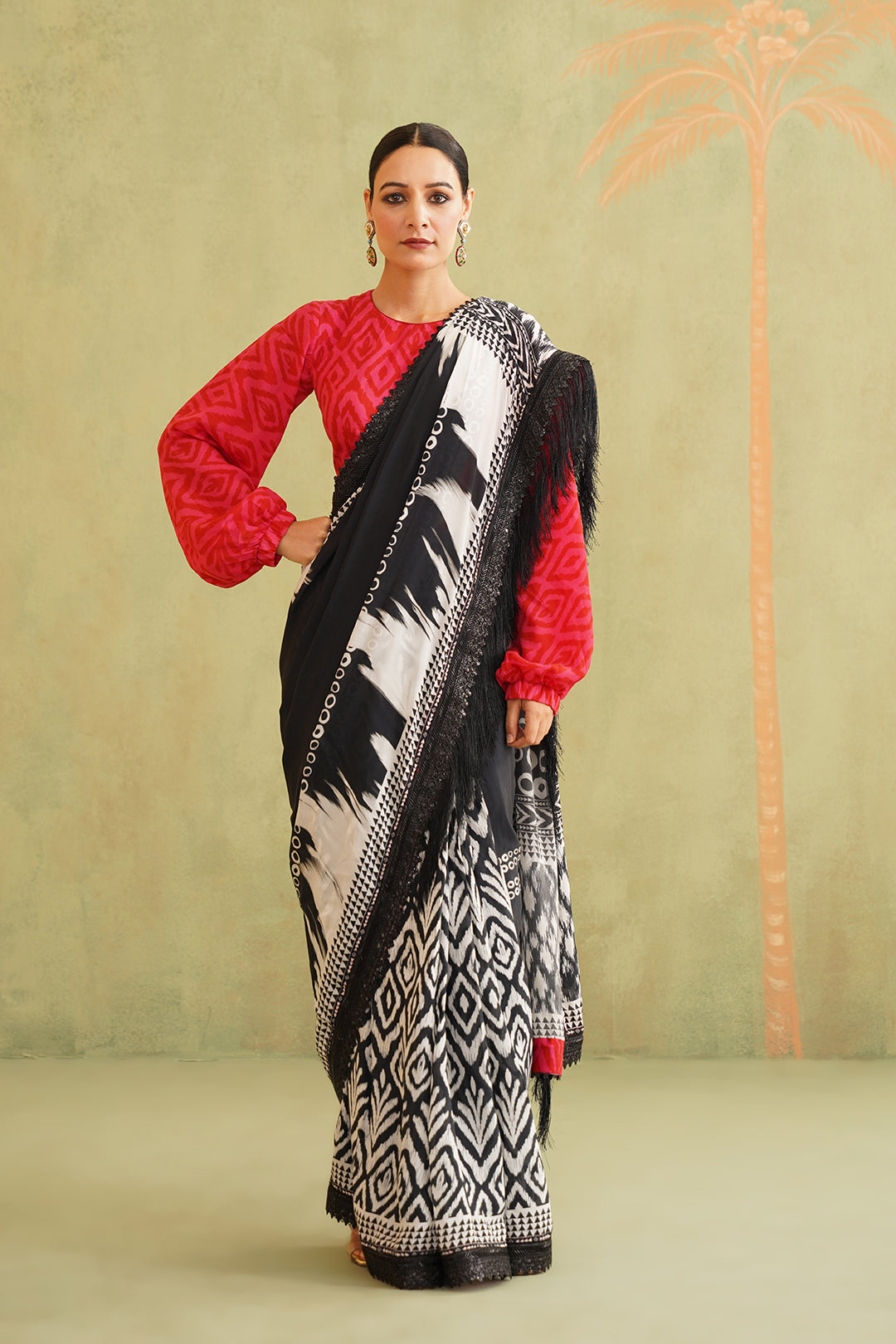 Black and White Pre-Draped Tassel Stitched Saree