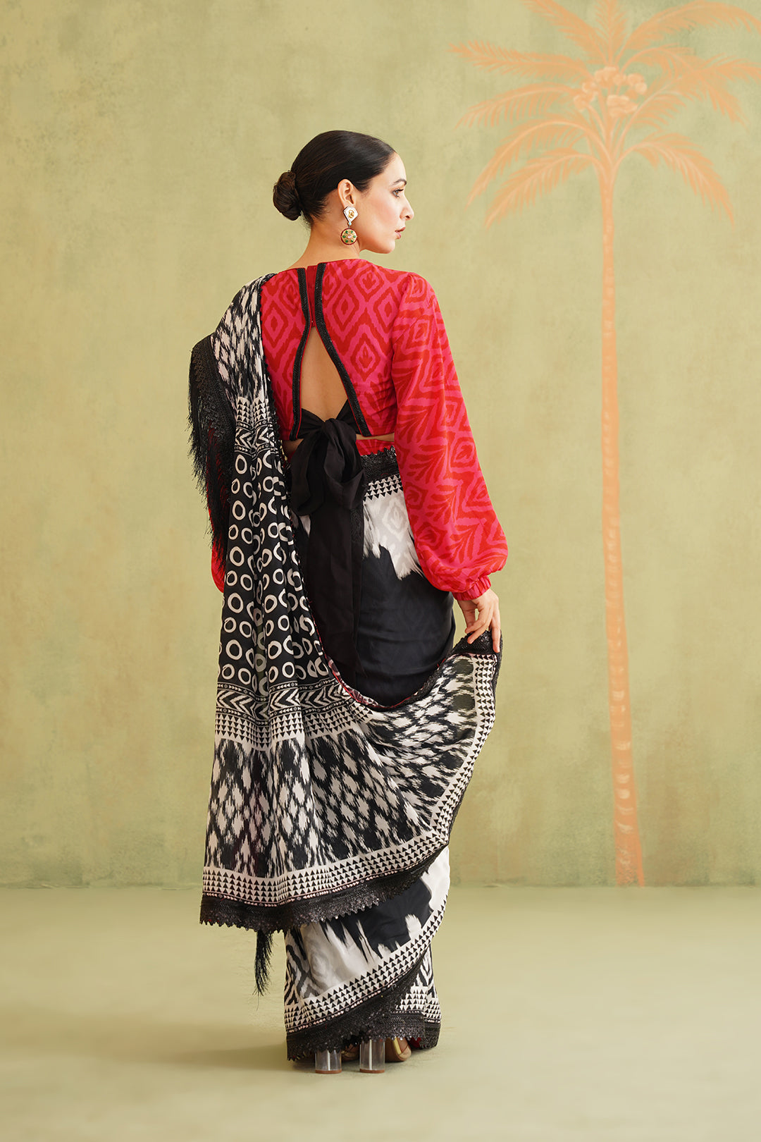 Black and White Pre-Draped Tassel Stitched Saree