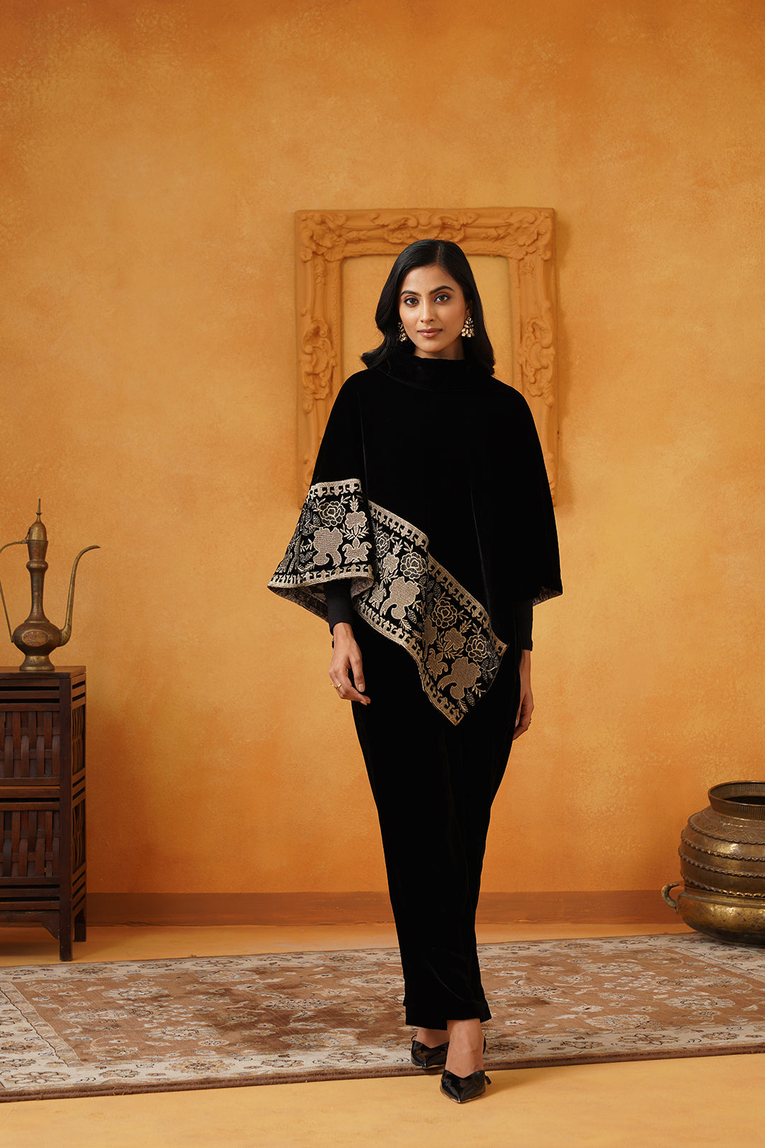 Nayab Velvet Embroidered Poncho Set